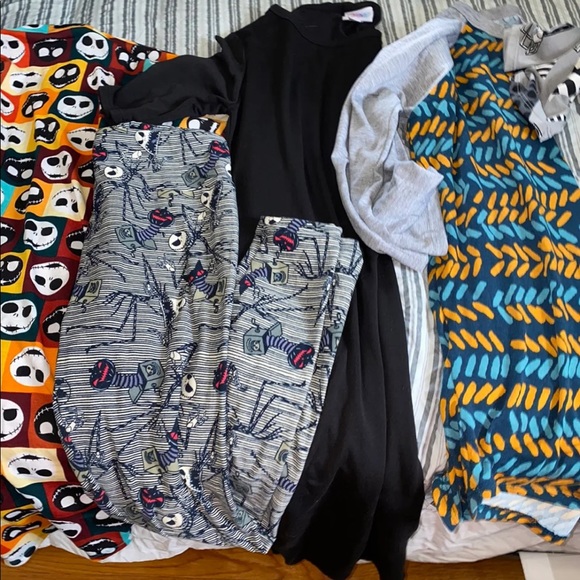 Lularoe bundle - Picture 3 of 4